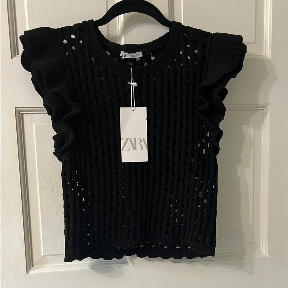 Zara Black Ruffled Ribbed Blouse - Picture 2 of 5